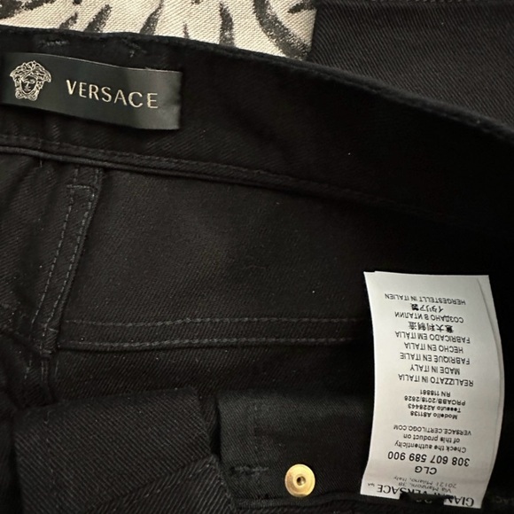 VERSACE - Picture 5 of 5